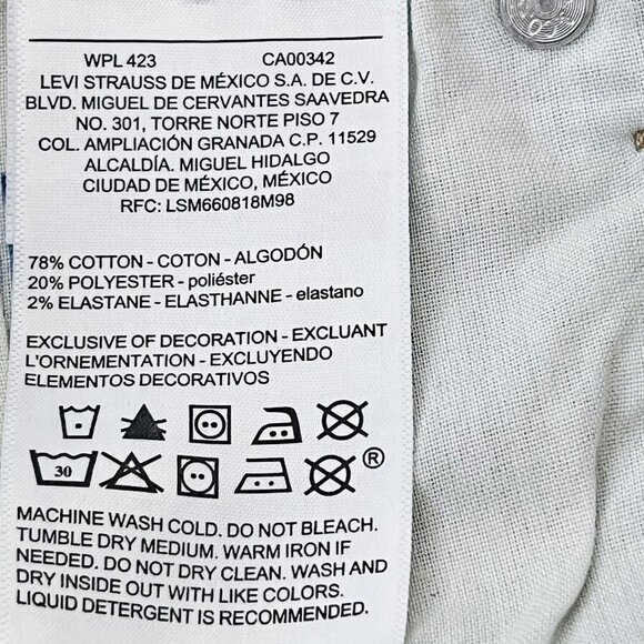 NEW Signature Levi Strauss Womens Blue Denim Shorts Size 16 High Rise Distressed - Picture 7 of 13